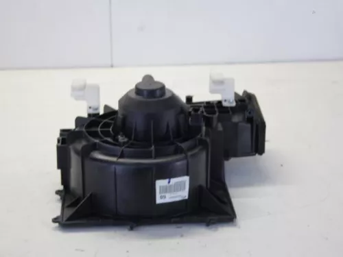 Kachel Ventilatiemotor-7882724 (10386532)