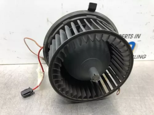 Kachel Ventilatiemotor-7744200