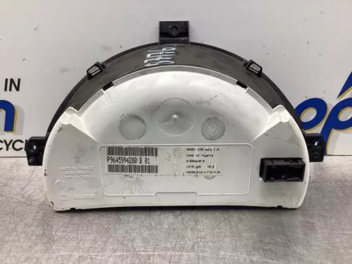 Kilometerteller KM-7924435 (17624915)