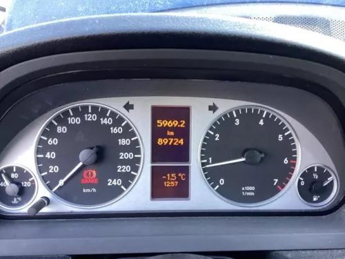 Kilometerteller KM-8238113