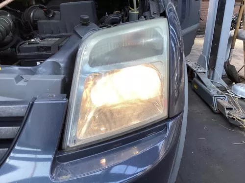 Koplamp links-8229435 (21207005)
