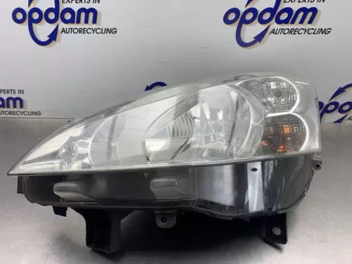 Koplamp links-8250757