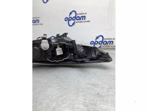 Koplamp links-8138934 (22513287)