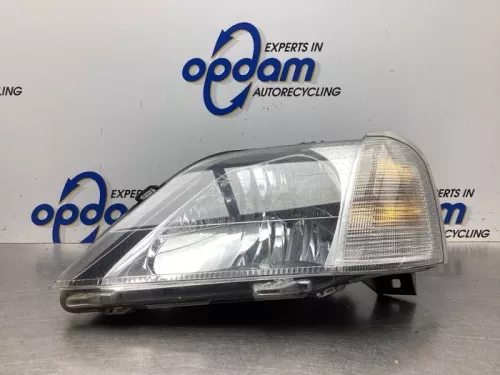 Koplamp links-8045070 (18874563)