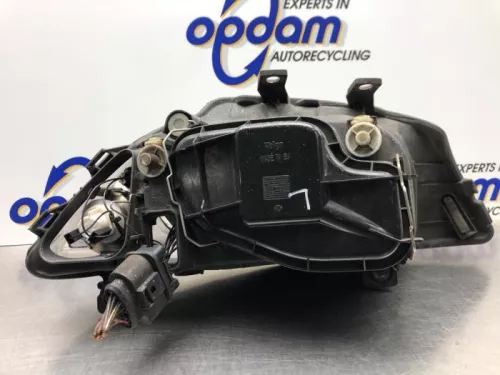 Koplamp links-8195415 (20773732)