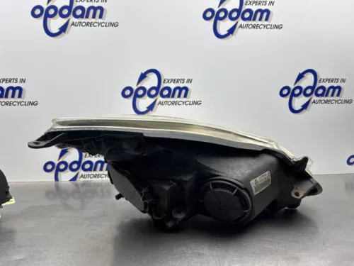 Koplamp links-8287192 (22107086)