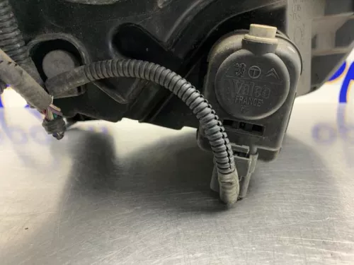 Koplamp links-8253282 (21538111)