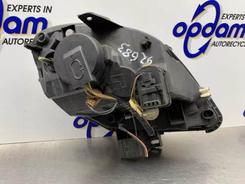 Koplamp links-8281539 (21974730)