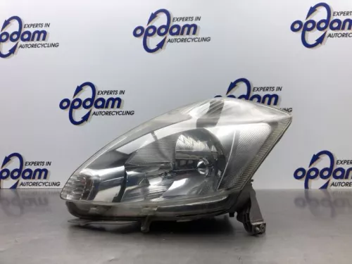 Koplamp links-8177417 (20535605)