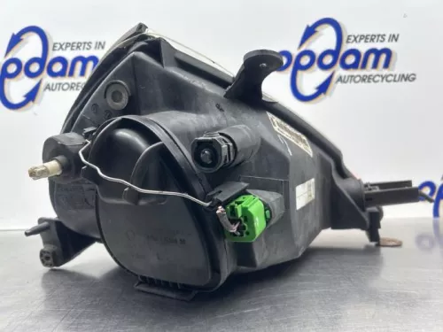 Koplamp links-8285674 (22043950)