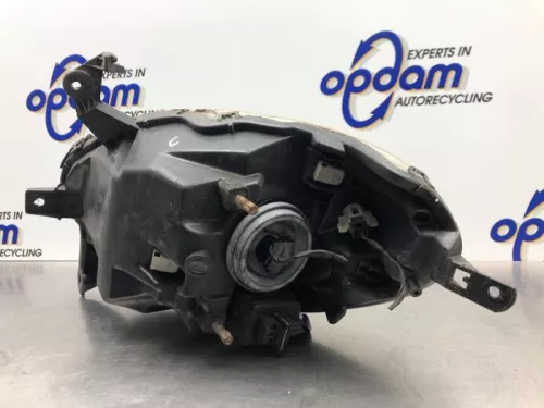 Koplamp links-8189454 (20965302)