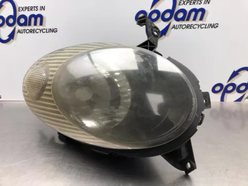 Koplamp links-8189454 (20965302)