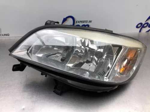 Koplamp links-8235508 (21283200)