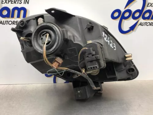 Koplamp links-8269846 (21823879)