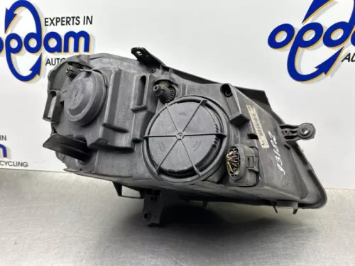 Koplamp links-8309854 (22478909)