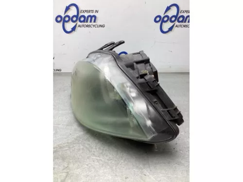 Koplamp links-8258546 (21663431)