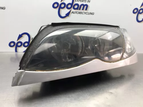 Koplamp links-8177748 (20554596)