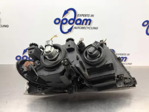 Koplamp links-8177748 (20554596)