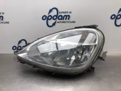 Koplamp links-8063328 (19247637)