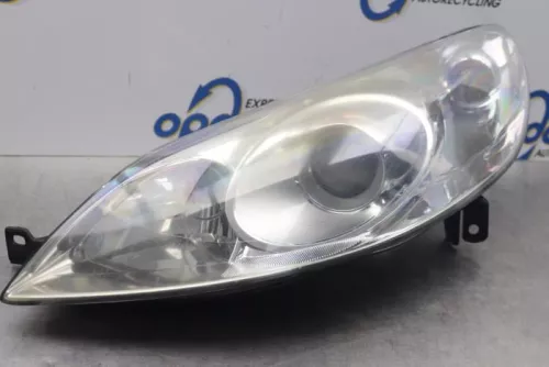 Koplamp links-7877607