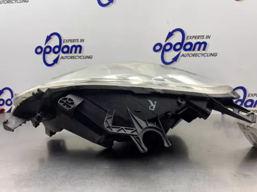 Koplamp rechts-8250757 (21706378)
