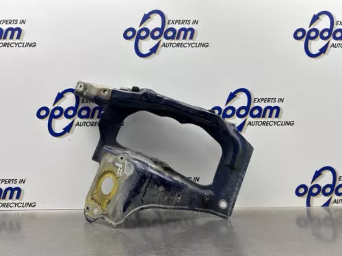 Koplampframe links-8289596 (22085170)