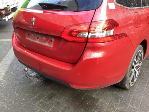Achterbumper-8242967 (21413891)