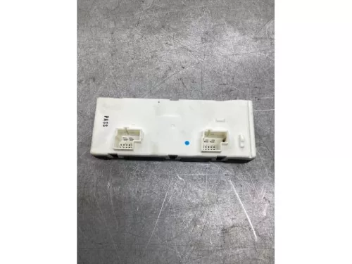 Module achterklep motor-8201781 (21046569)