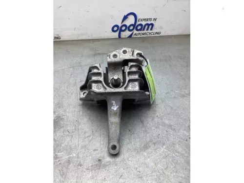 Motorsteun-8208882