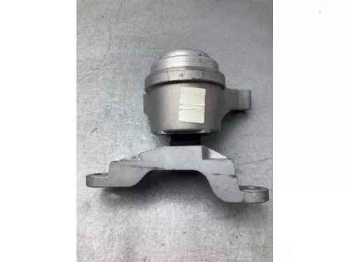 Motorsteun-3646767