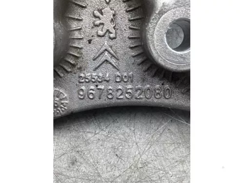 Motorsteun-7916586 (17682905)