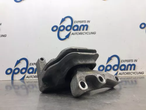 Motorsteun-8147331