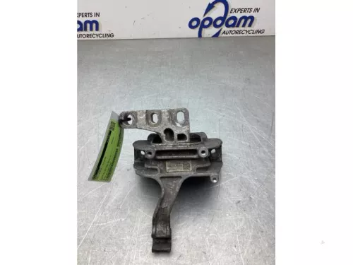 Motorsteun-8277657 (22552995)