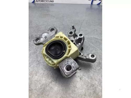 Motorsteun-7862997 (17528311)