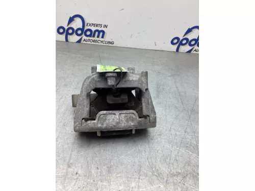Motorsteun-8257224