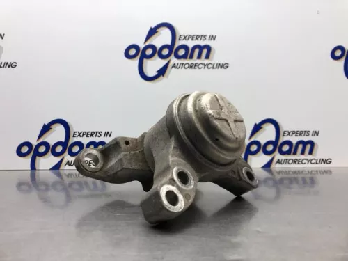 Motorsteun-8209422 (21306278)