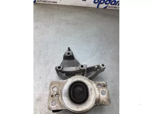 Motorsteun-8260764 (22537330)
