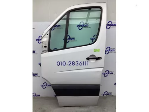 Portier 2Deurs links-8185591 (21566392)