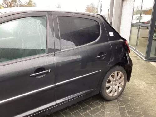 Portier 4Deurs links-achter-8136235 (19957481)
