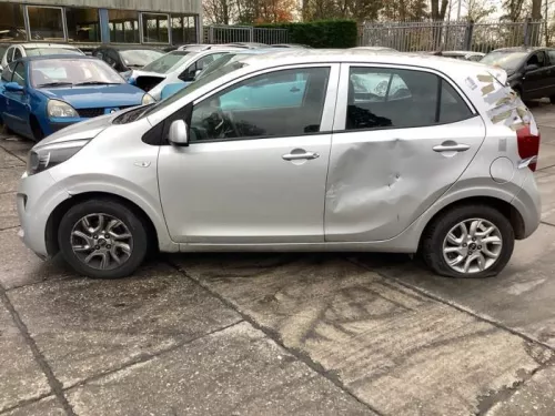 Portier 4Deurs links-voor-7932233 (17735548)