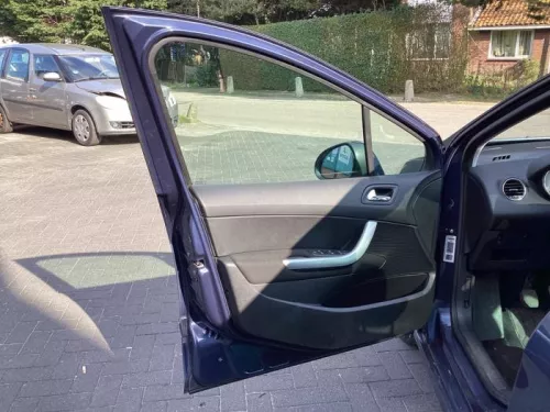 Portier 4Deurs links-voor-8156779 (20304117)