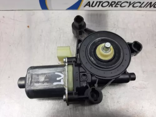 Raammotor Portier-6747991 (15884745)