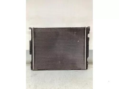 Radiateur-8175183 (21268131)