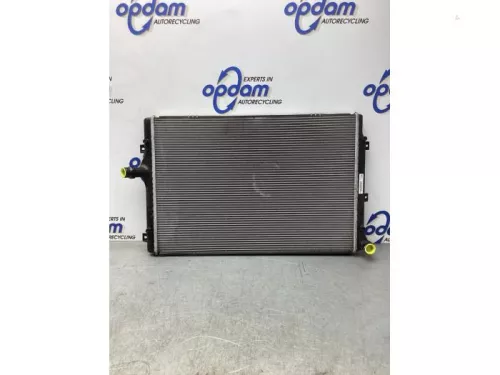 Radiateur-7941136 (18638783)