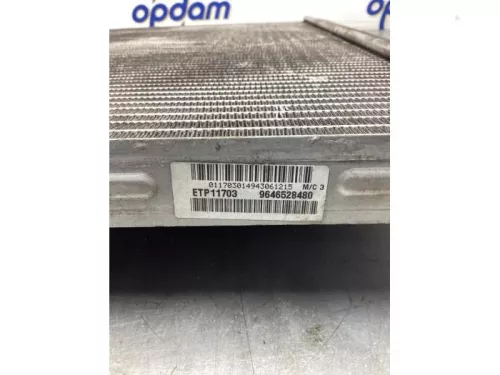 Radiateur-7989053 (18119721)