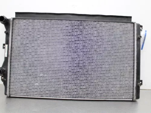 Radiateur-7544415 (12748249)