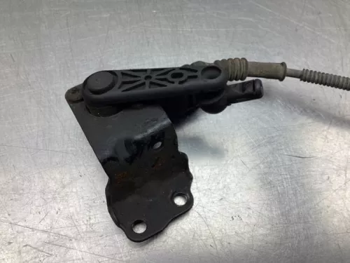 Audi  Aandrijfas links-achter 10310430