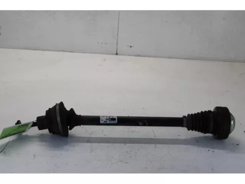 Audi  Aandrijfas links-achter 13835431