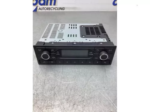 Radio-7855005 (17768272)