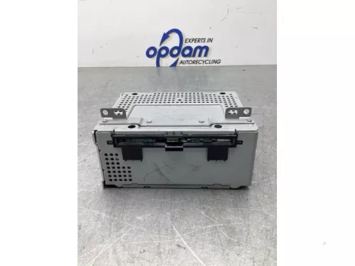 Radio-8176082
